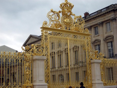 Versailles Gate